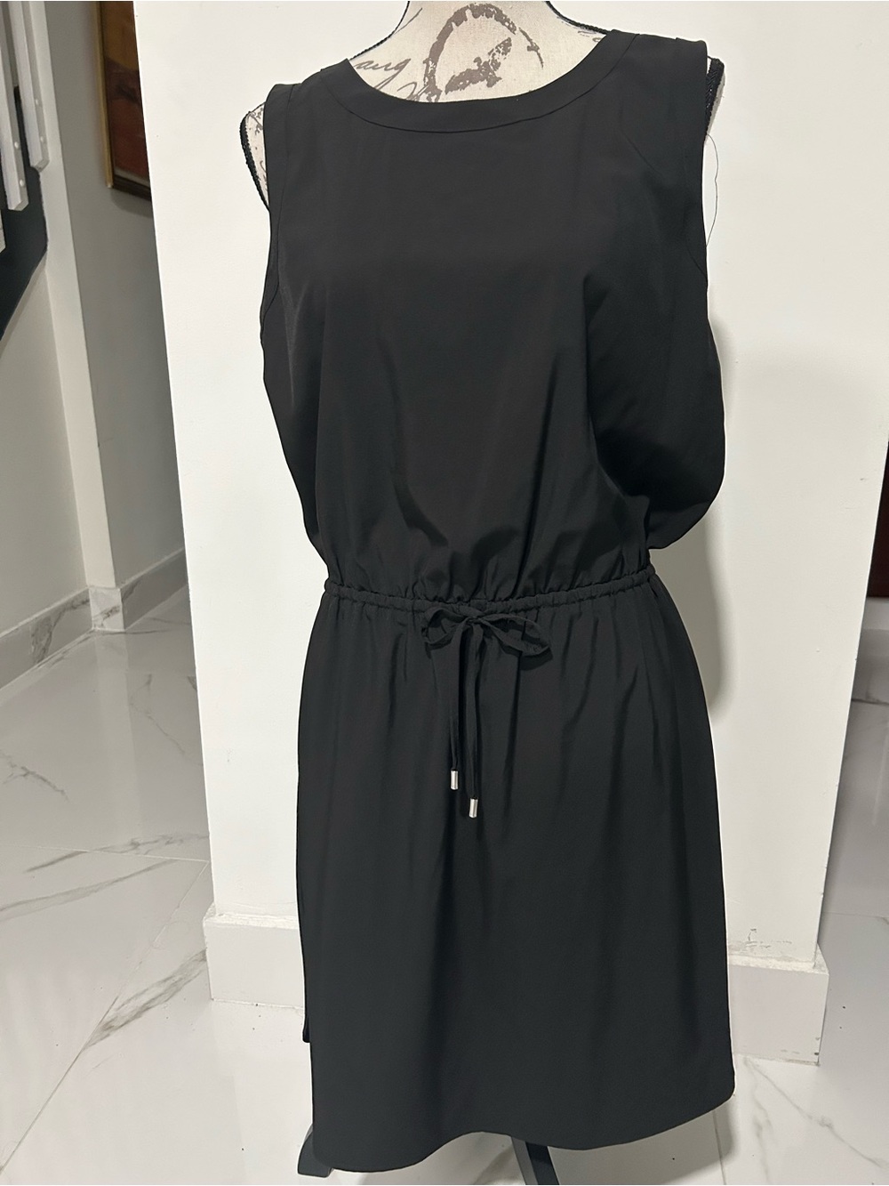 DKNY Black Sleeveless Jewel Neck Drawstring Waist Dress Size 10